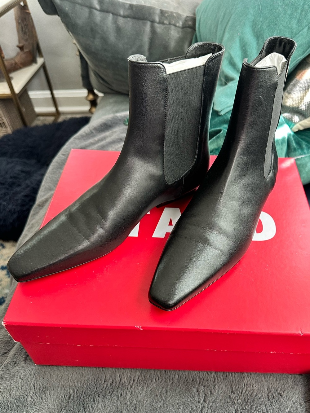 STAUD Black Wally Chelsea Boot. Pointed-Toe Leather Ankle Boots